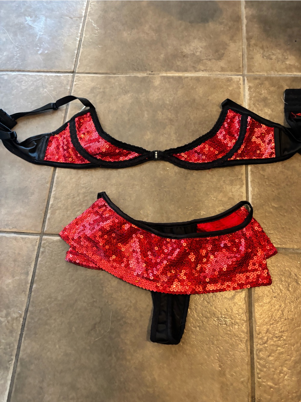 Red Sequin Bandeau & Underwire Bra Set - Women Intimates